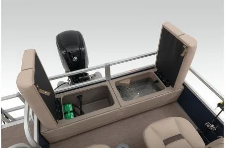 Slide: The Image of Sun Tracker Fishing Barge 22 2023 - 8