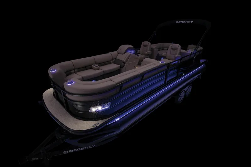 Slide: The Image of Regency 250 LE3 2023 - 10