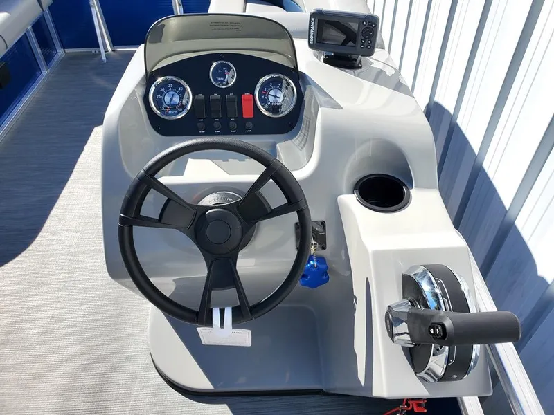 Slide: The Image of Captain's View - 8