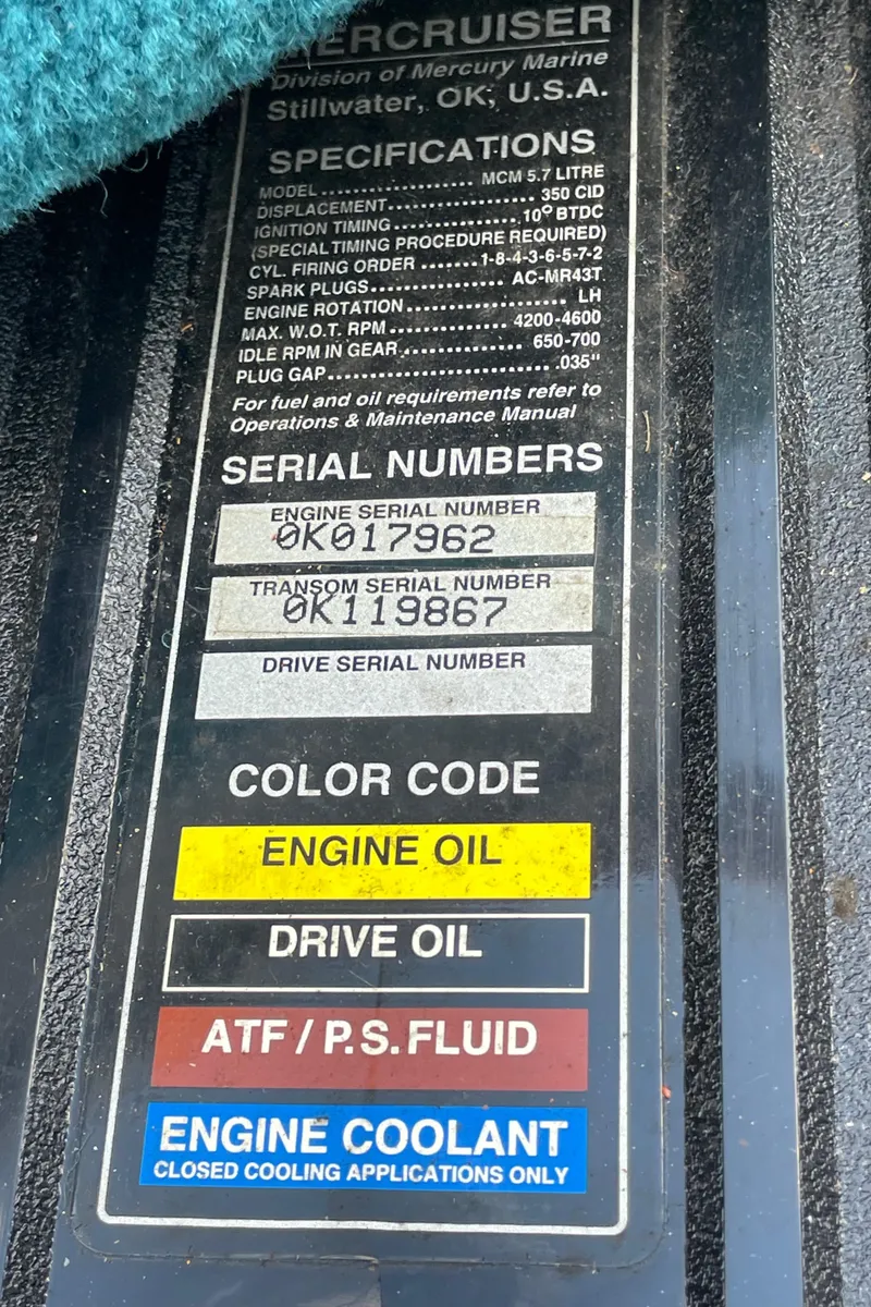 Slide: The Image of Engine specifications and serial numbers for 1997 Sea Ray 190 SIGNATURE boat. - 24