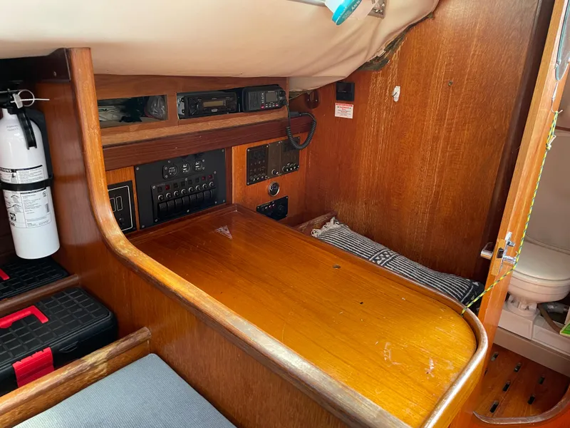 Slide: The Image of Beneteau First 32 1984 - 21