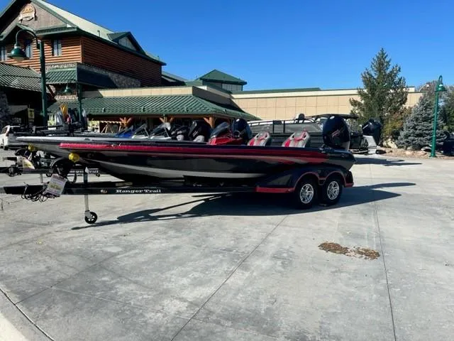 Slide: The Image of Ranger Z520R 2023 - 57