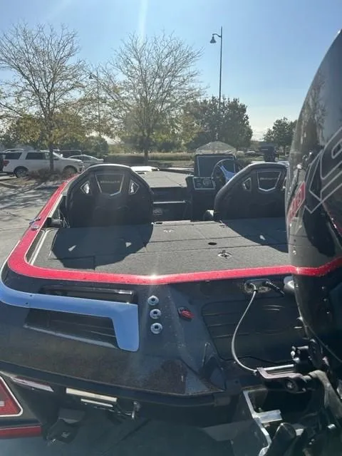 Slide: The Image of Ranger Z520R 2023 - 59