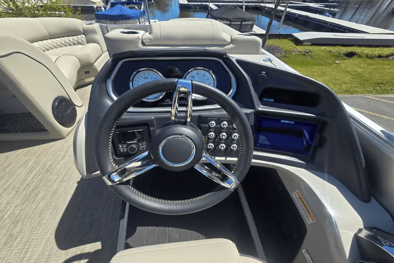 Slide: The Image of Barletta L21QC 2019 - 10