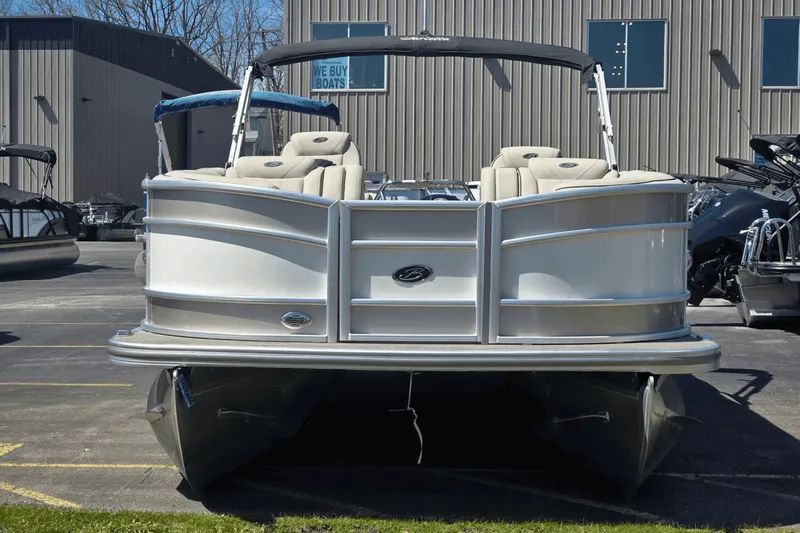 Slide: The Image of Barletta L21QC 2019 - 21