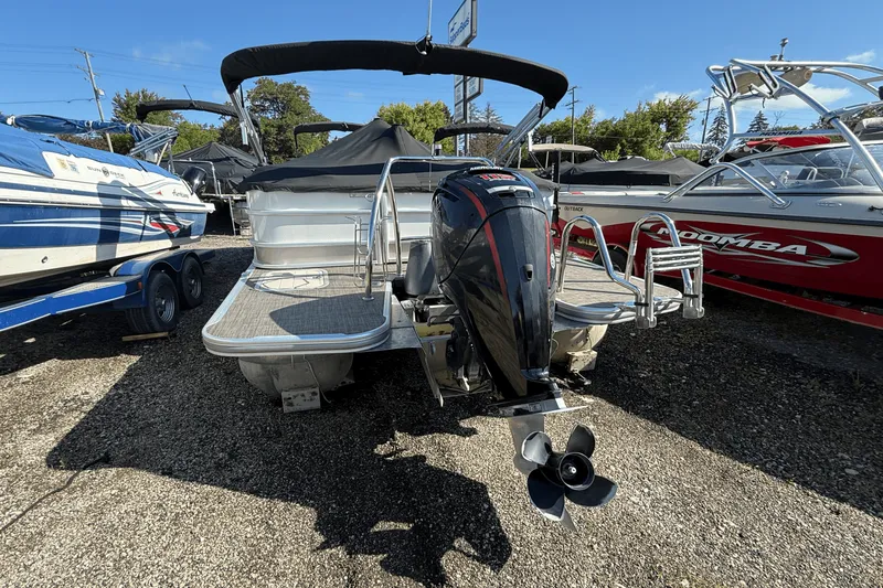 Slide: The Image of Barletta L21QC 2019 - 5