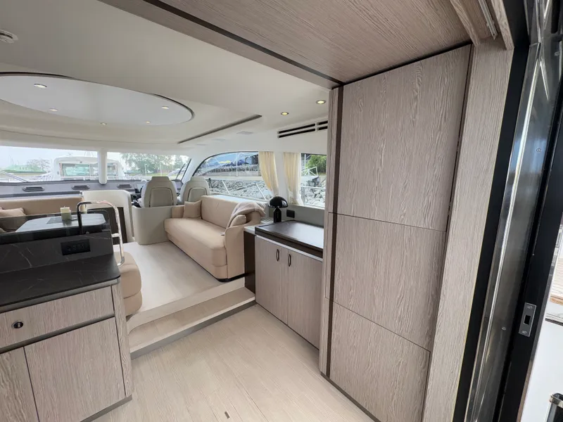 Slide: The Image of Azimut 53 FLY 2025 - 11