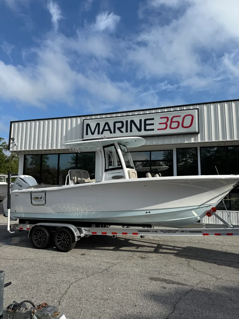 Slide: The Image of Sea Hunt Ultra 255SE 2026 - 2