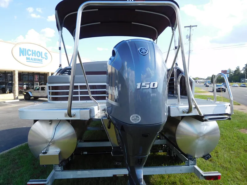 Slide: The Image of 2023 Bennington 22 LSB pontoon boat with Yamaha 150 engine at Nichols Marine. - 10