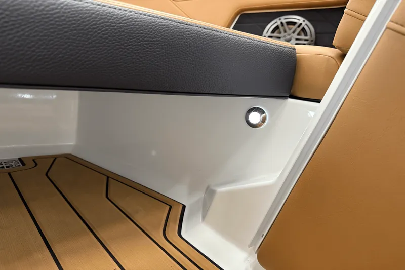 Slide: The Image of Nautique S21SUPER AIR 2026 - 102