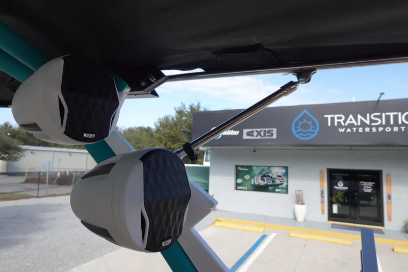 Slide: The Image of Speakers on Malibu Wakesetter 23 LSV 2023 at Transition Watersports. - 19