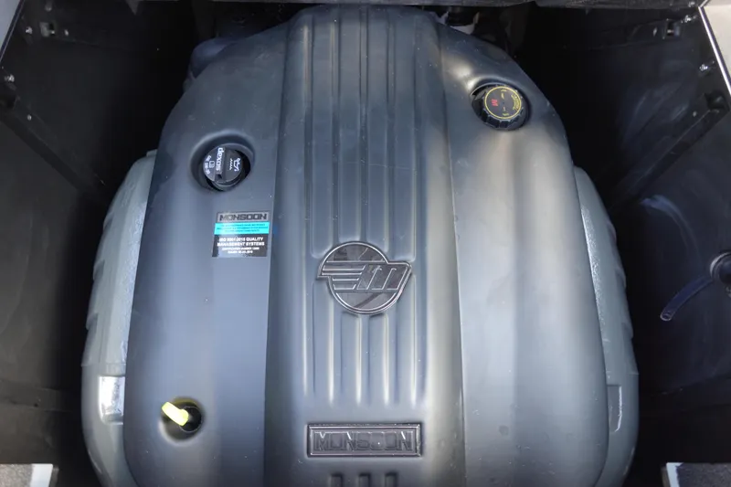 Slide: The Image of Engine cover of 2023 Malibu Wakesetter 23 LSV. - 21
