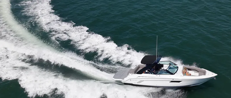 Slide: The Image of Cruisers 338 SOUTH BEACH 2019 - 7
