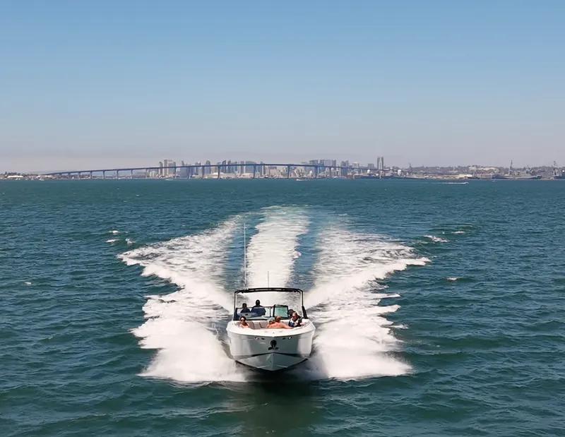 Slide: The Image of Cruisers 338 SOUTH BEACH 2019 - 3