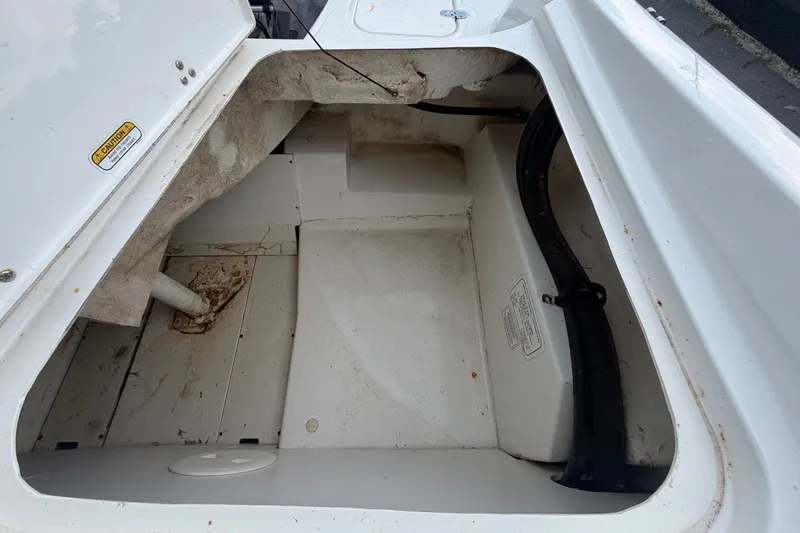 Slide: The Image of Tahoe 550 TS 2019 - 62