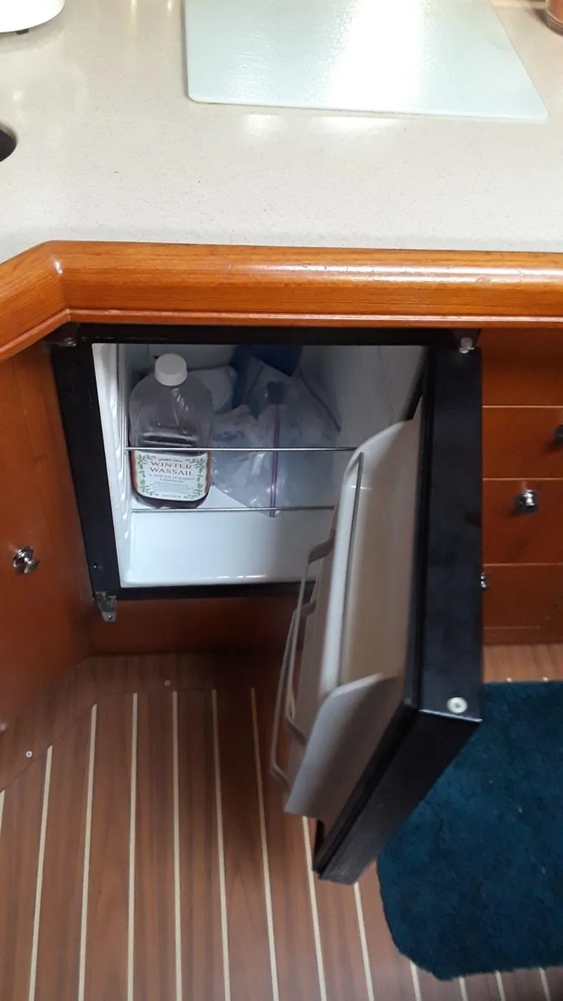 Slide: The Image of Dorm type refrigerator - 39