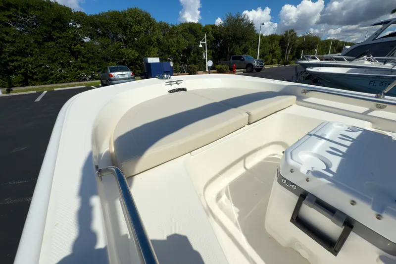 Slide: The Image of Boston Whaler 150 Montauk 2026 - 12