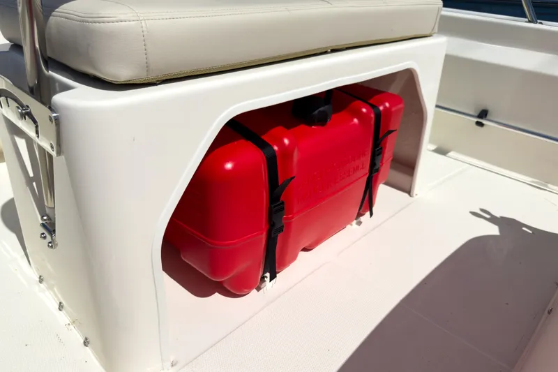 Slide: The Image of Boston Whaler 150 Montauk 2026 - 7