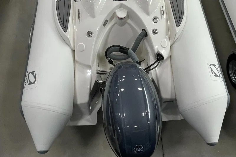 Slide: The Image of 2023 Zodiac Yachtline 490 Deluxe NEO 90hp inflatable boat, top view. - 37