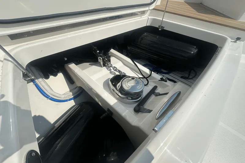 Slide: The Image of Tiara EX 60 2025 - 13