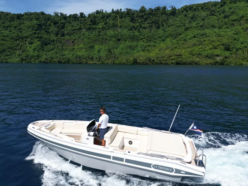 Slide: The Image of Port  View Underway - 6