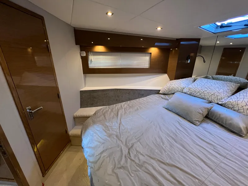 Slide: The Image of Luxurious bedroom interior of 2018 Cruisers Yachts 50 Cantius with modern design. - 41