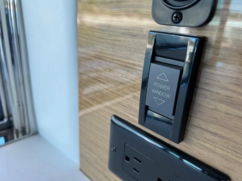 Slide: The Image of Cruisers Yachts 50 Cantius 2018 - 72