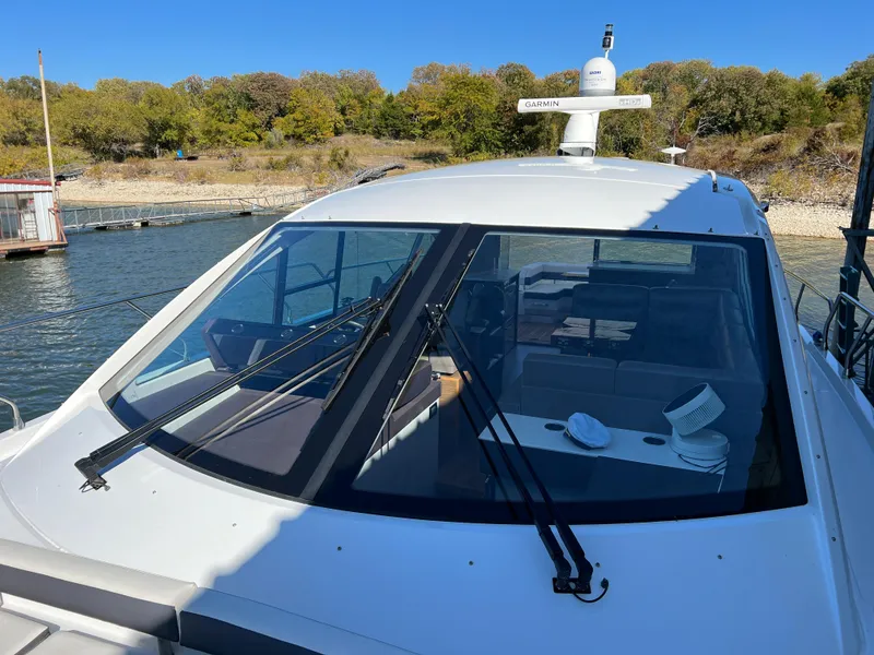 Slide: The Image of Cruisers Yachts 50 Cantius 2018 - 81