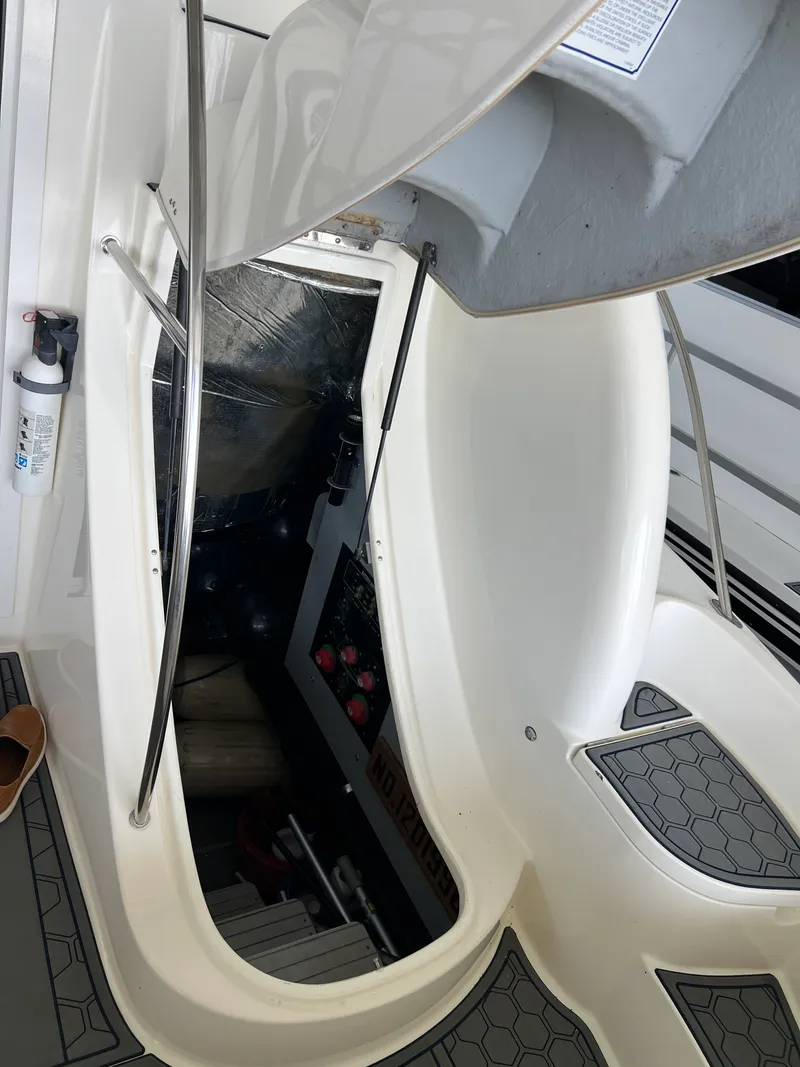 Slide: The Image of Meridian 391 SEDAN 2007 - 70