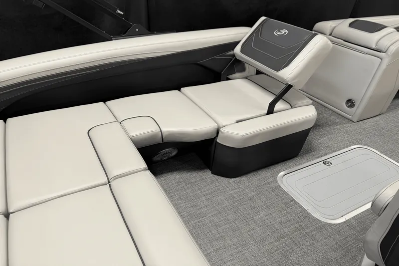 Slide: The Image of Barletta Cabrio 22 U 2026 - 30