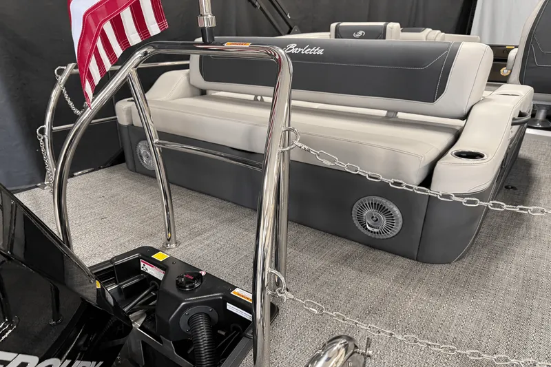 Slide: The Image of Barletta Cabrio 22 U 2026 - 18