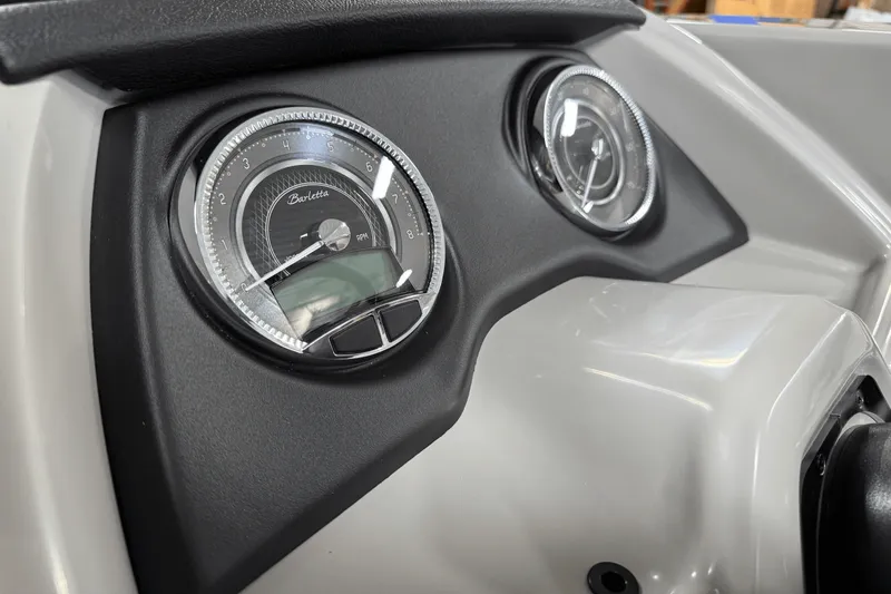 Slide: The Image of Barletta Cabrio 22 U 2026 - 58