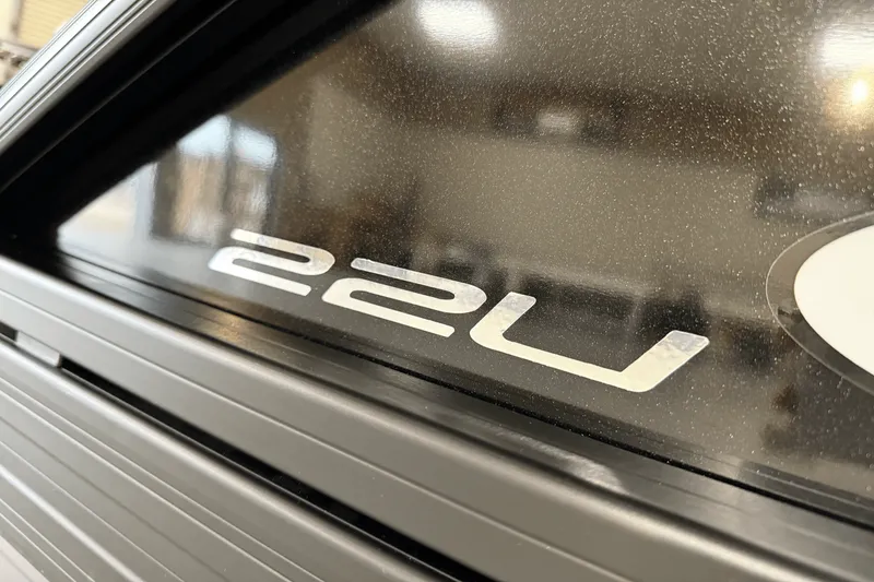 Slide: The Image of Barletta Cabrio 22 U 2026 - 6