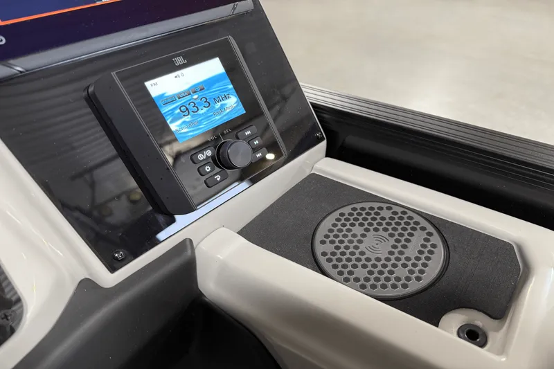 Slide: The Image of Barletta Cabrio 22 U 2026 - 62