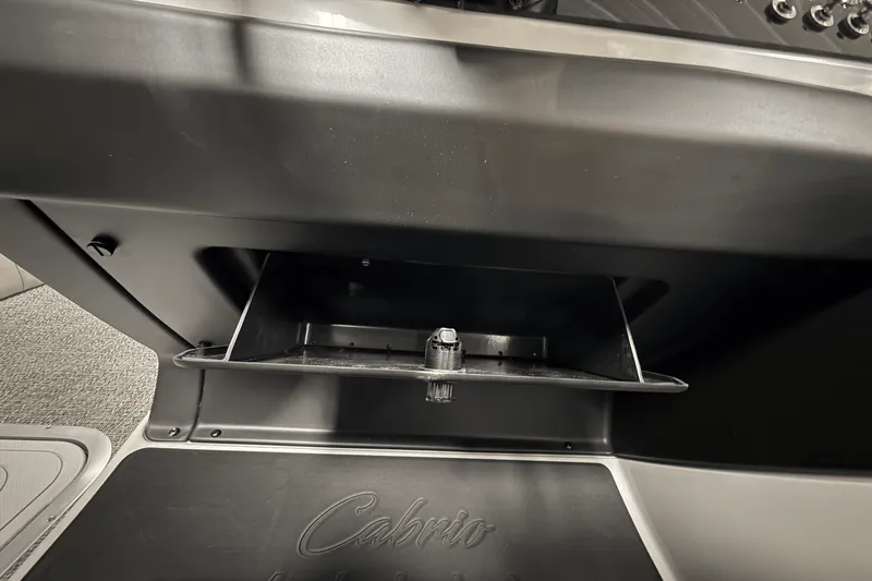 Slide: The Image of Barletta Cabrio 22 U 2026 - 66