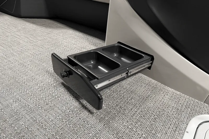 Slide: The Image of Barletta Cabrio 22 U 2026 - 69