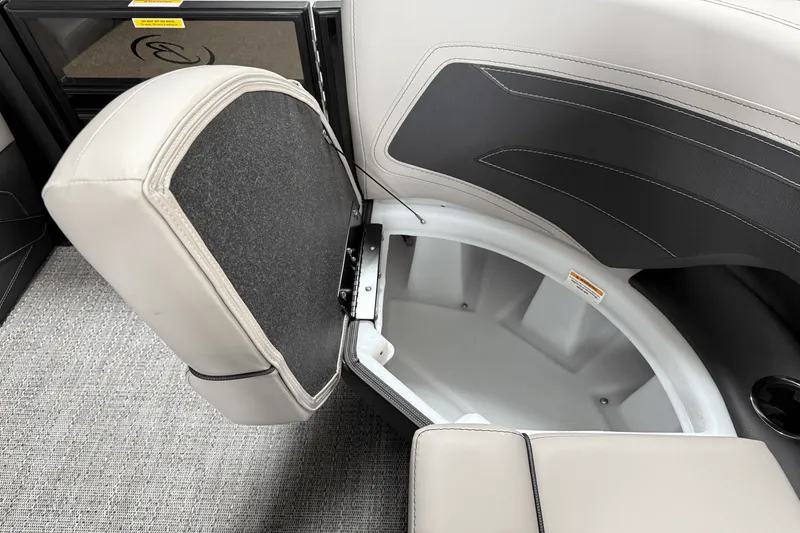 Slide: The Image of Barletta Cabrio 22 U 2026 - 85