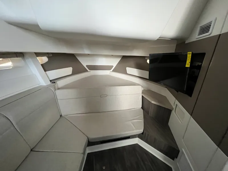 Slide: The Image of Sea Ray Sundancer 370 Outboard 2026 - 25