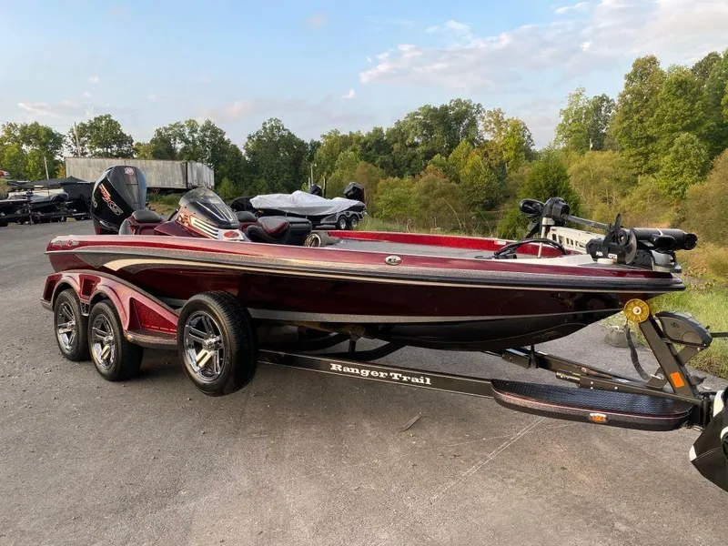 Slide: The Image of 2020 Ranger Z520C Ranger Cup Equipped boat on trailer, parked outdoors. - 5