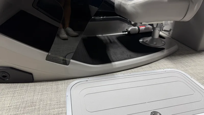 Slide: The Image of Barletta CABRIO22QC 2027 - 41