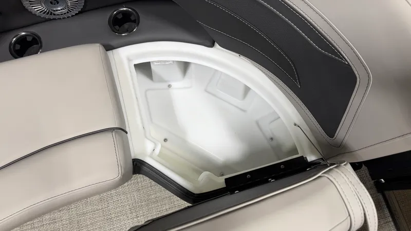 Slide: The Image of Barletta CABRIO22QC 2027 - 22