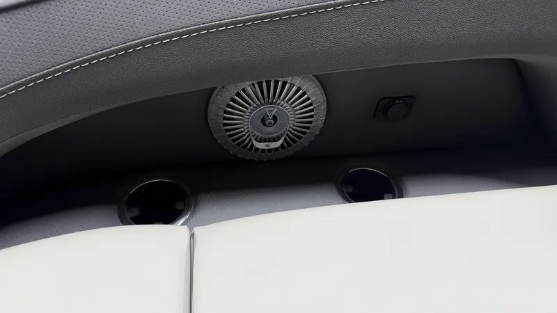 Slide: The Image of Barletta CABRIO22QC 2027 - 14