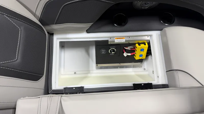 Slide: The Image of Barletta CABRIO22QC 2027 - 59