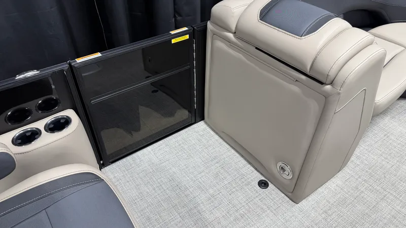 Slide: The Image of Barletta CABRIO22UC 2027 - 29