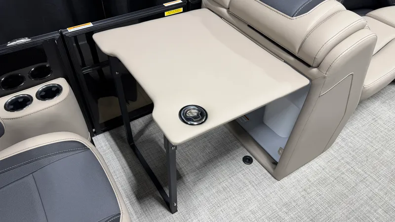 Slide: The Image of Barletta CABRIO22UC 2027 - 30
