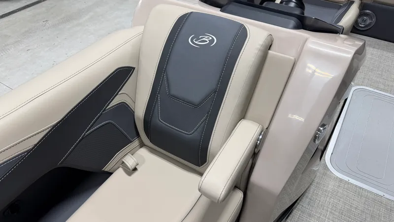 Slide: The Image of Barletta CABRIO22UC 2027 - 17