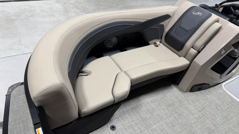 Slide: The Image of Barletta CABRIO22UC 2027 - 10