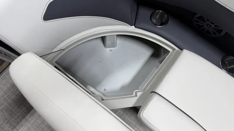 Slide: The Image of Barletta ARIA22QC 2027 - 13