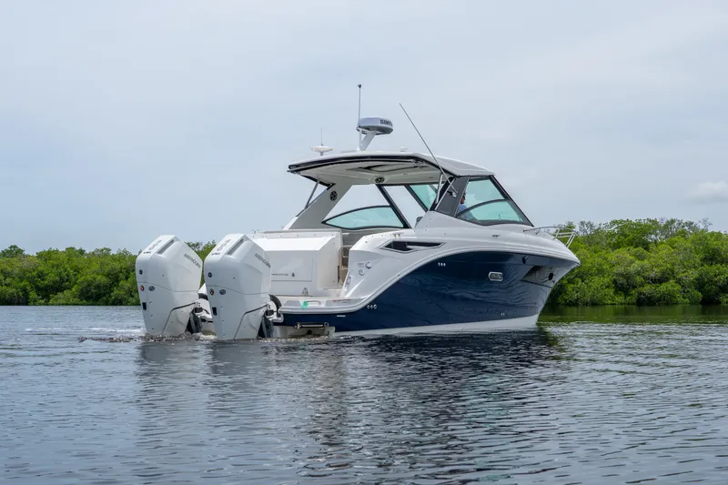 Slide: The Image of Sea Ray Sundancer 320 Outboard 2027 - 26