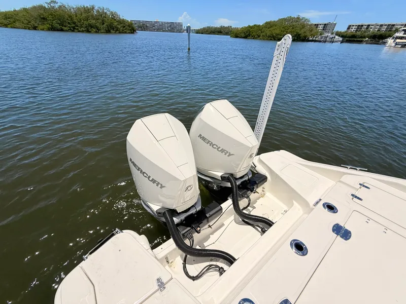 Slide: The Image of Boston Whaler 280 Dauntless 2027 - 20